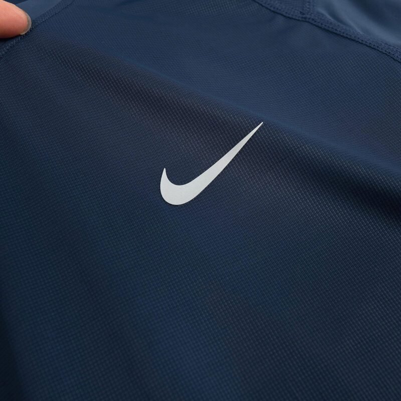 AT 0261 - NIKE - ÁO PHÔNG - Hình ảnh 3