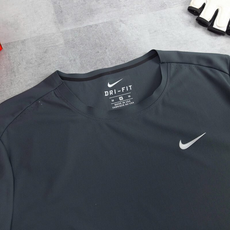 AT 889572- NIKE - Áo phông - Hình ảnh 2