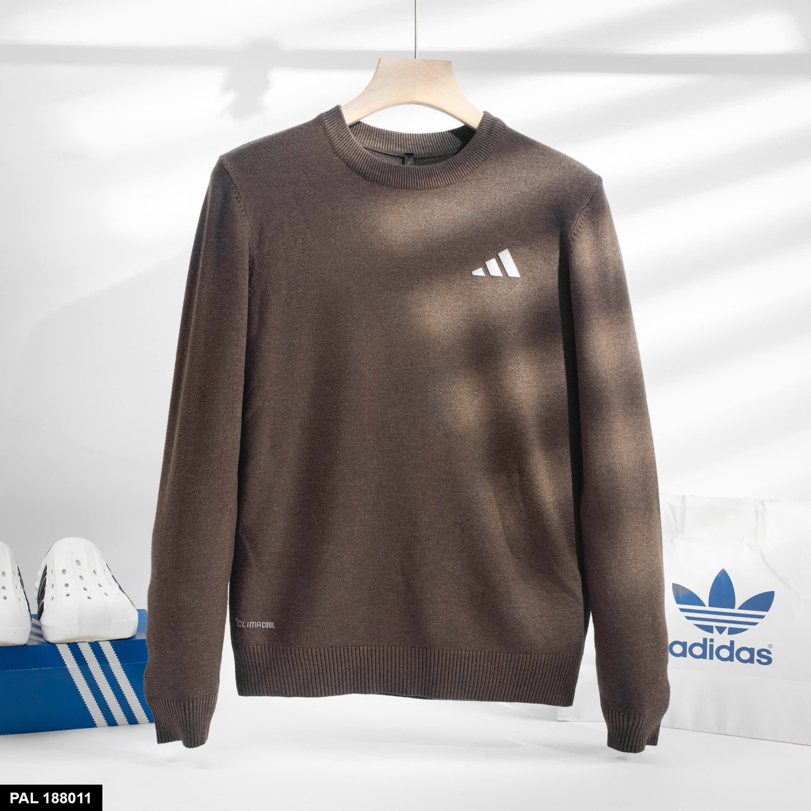 z7232979503709_5ea56791b01dfe39573d52014dde56c4