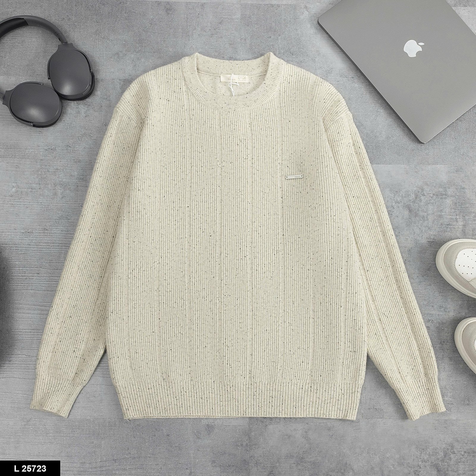 z7250762431123_9343ca703f54a30a3835d5f11ea5e678