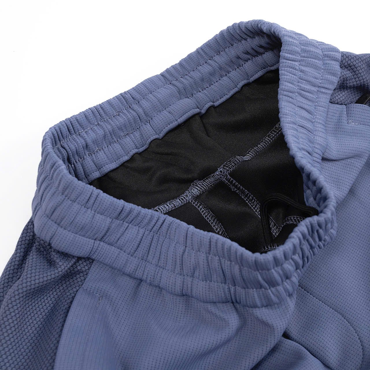 z7256122597285_28e21a3cb0c0a1e30a8c3f319703a2f9