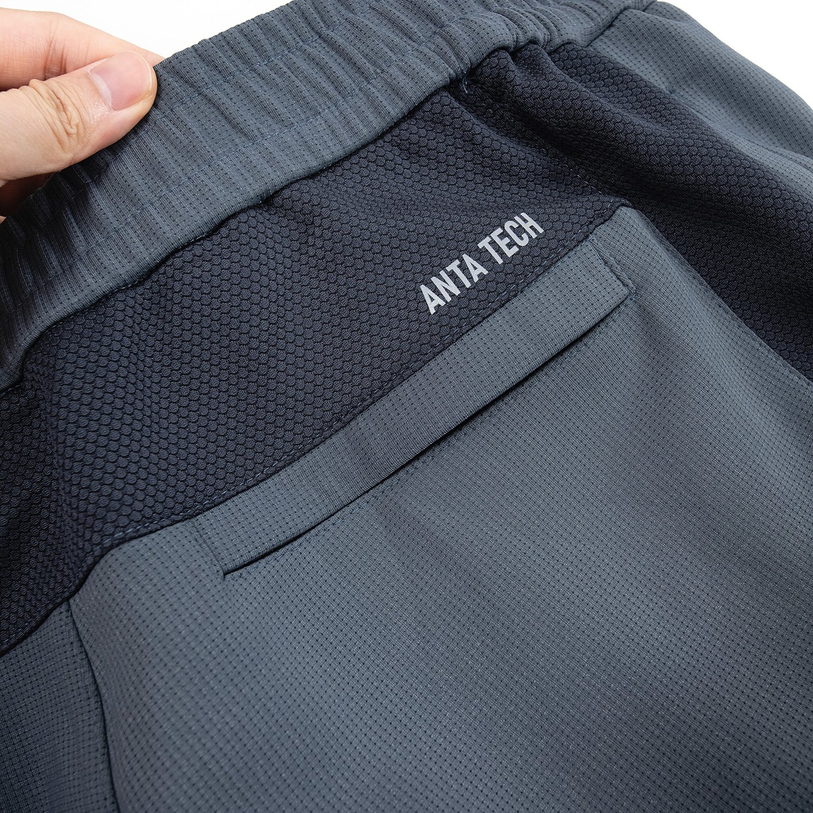 z7256957135792_65d195e657dcec9c56a9d61658510788