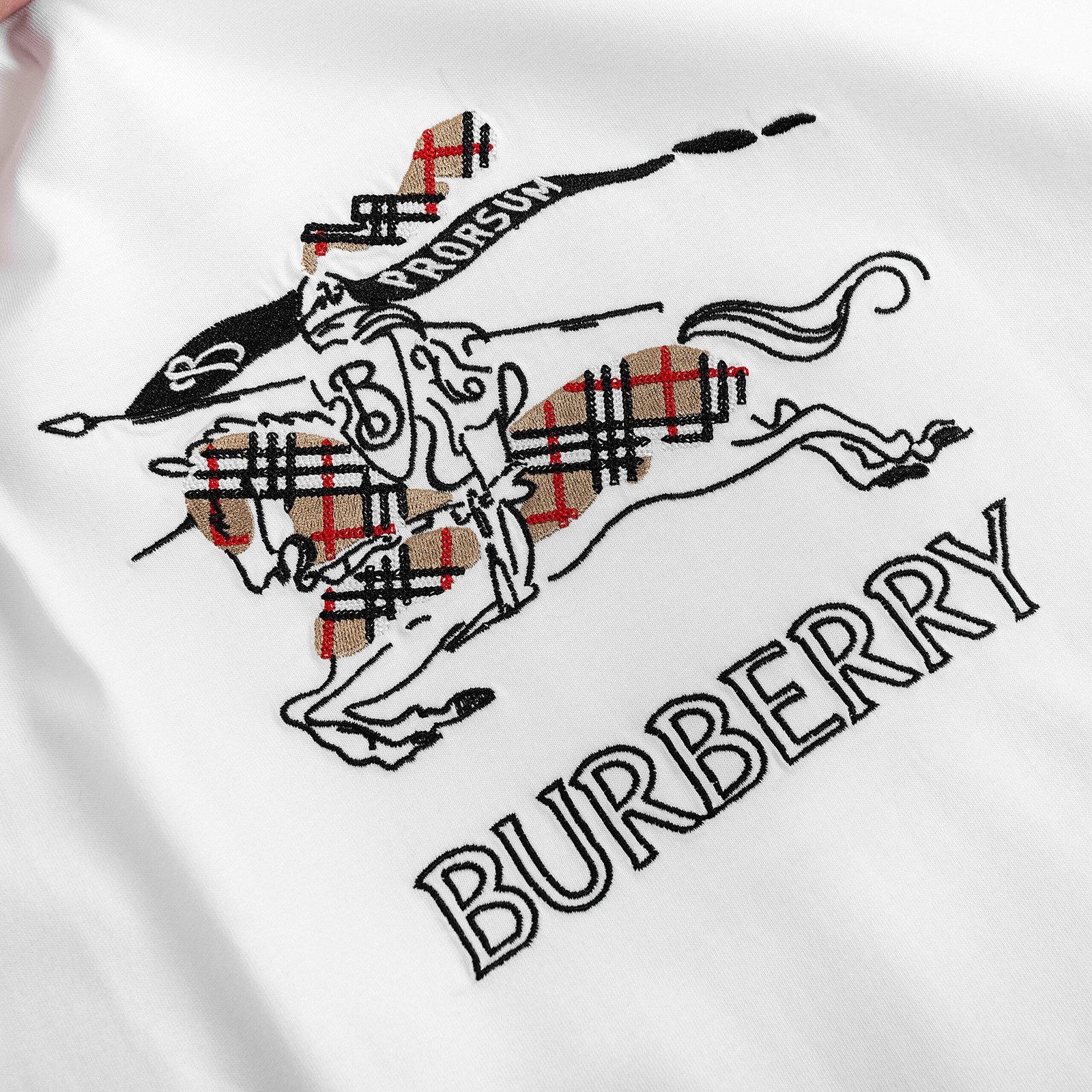 z7506174994930_7b542a212e364567fd31dfd0db076f3a